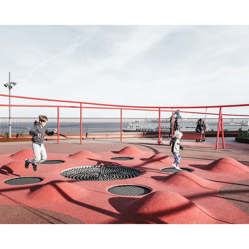 Trampoline